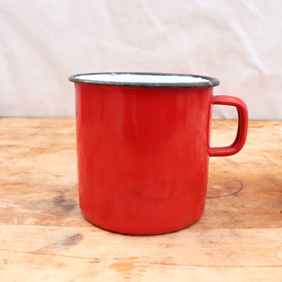 Vintage Made in Yugoslavia Small Red Enamel Cup - Picture 3 of 4